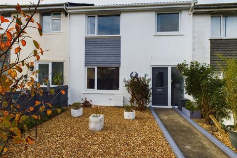 3 bedroom terraced house for sale, Camborne - Superb family home, viewing essential