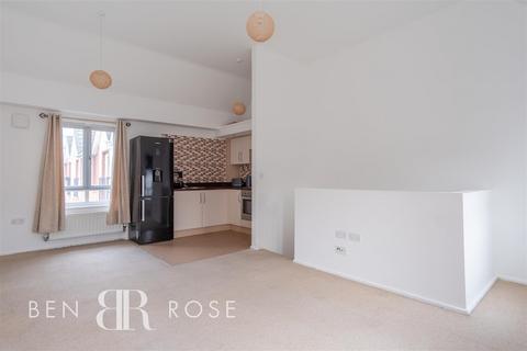 2 bedroom terraced house for sale, Ayrshire Close, Buckshaw Village, Chorley