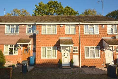 15 Carrington Square, Harrow, HA3 6TF