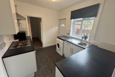 1 bedroom ground floor maisonette to rent, Nield Road, Hayes