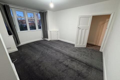 1 bedroom ground floor maisonette to rent, Nield Road, Hayes