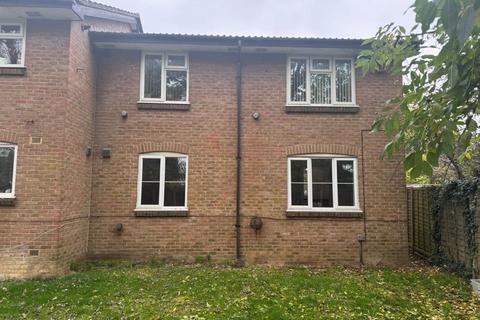 1 bedroom ground floor flat for sale, Windsor Park Road, Harlington, Hayes