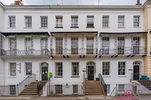 1 bedroom apartment for sale, Wellington Street, Cheltenham GL50