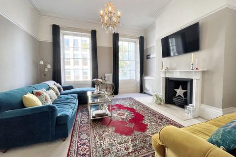 1 bedroom apartment for sale, Wellington Street, Cheltenham GL50