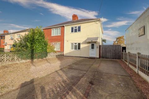 3 bedroom semi-detached house for sale, Brigg Road, Messingham