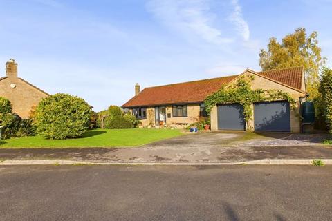 3 bedroom bungalow for sale, 9 Rickhay Rise, West Chinnock