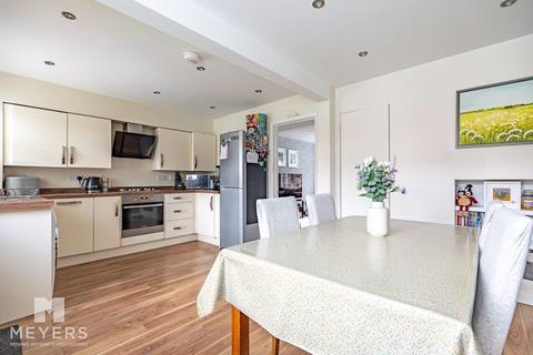 20 Ampfield Road, Bournemouth, BH8 0ET
