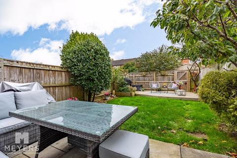 20 Ampfield Road, Bournemouth, BH8 0ET
