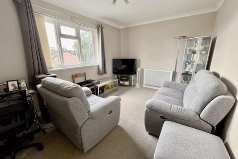 1 bedroom flat for sale, Clover Drive, Poole BH17