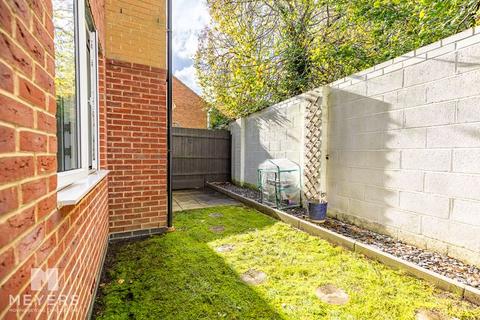 2 bedroom apartment for sale, Avon Close, Bournemouth, BH8