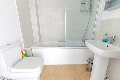 3, Bradbury Court, 1 - 3 Avon Close, Bournemouth, BH8 8RF