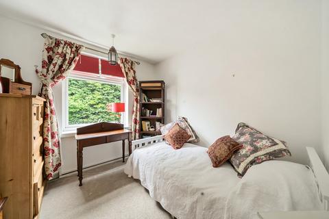 2 bedroom flat for sale, Norman Road, Winchester, Hampshire, SO23