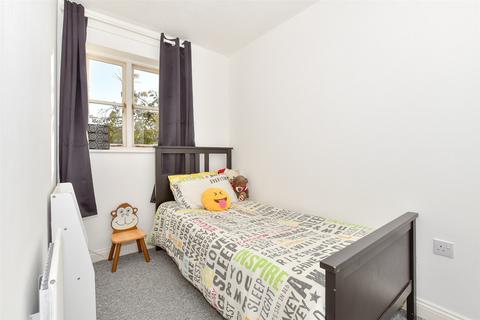 1 Broadmere Terrace, Maidstone, ME16 8JW