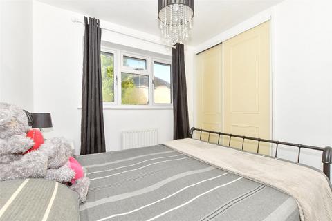 2 bedroom end of terrace house for sale, St. George's Square, Maidstone, Kent