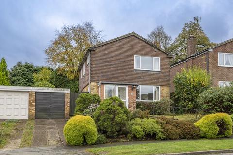 3 bedroom detached house for sale, Saxonbury Close, Crowborough