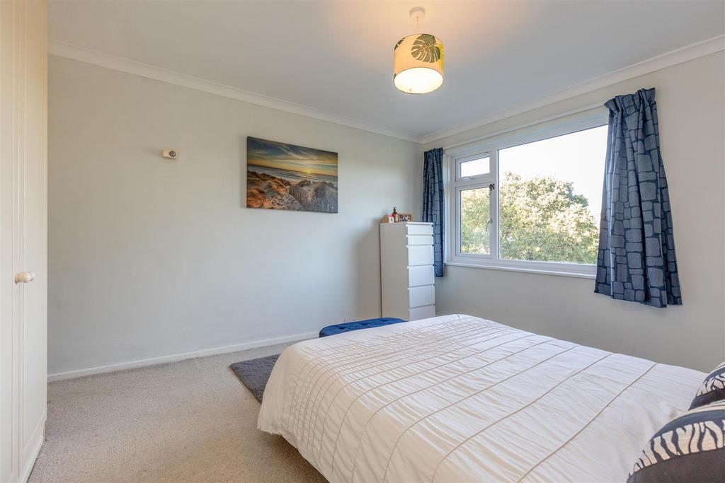 Rayleigh Road, Westbury on Trym Bed 1c.jpg