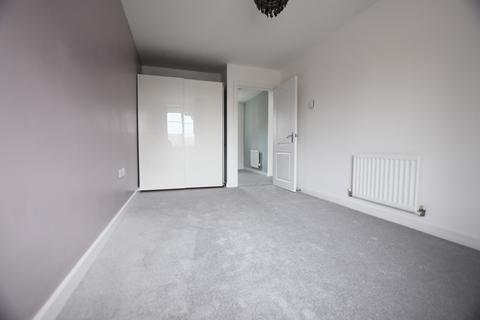 2 bedroom flat to rent, Millward Drive, Fenny Stratford