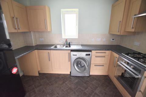 2 bedroom flat to rent, Millward Drive, Fenny Stratford