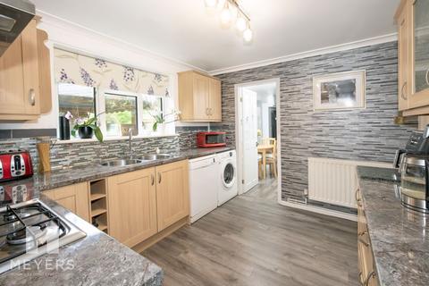 3 bedroom semi-detached house for sale, Queens Way, Ringwood, BH24