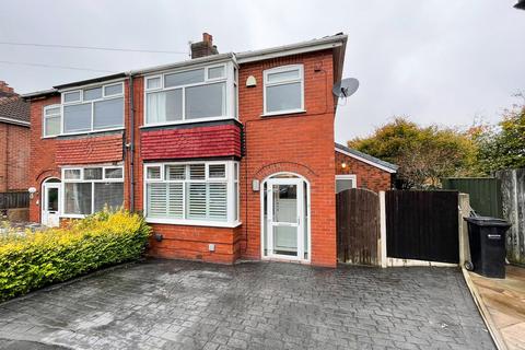 3 bedroom semi-detached house for sale, Williamson Avenue, Bredbury