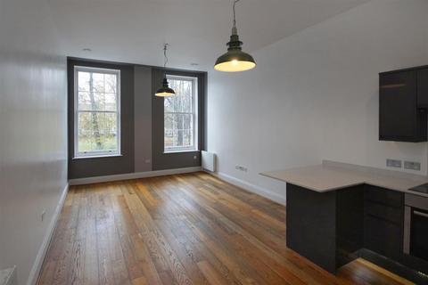 3 bedroom apartment to rent, 22 Portland Square, Bristol BS2