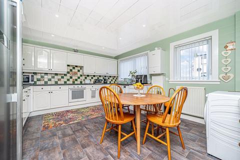 3 bedroom end of terrace house for sale, Meldrum Court, Dunfermline