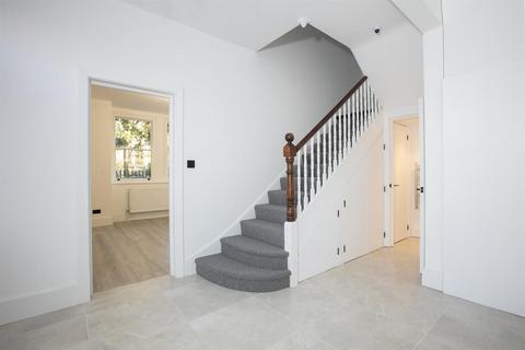 5 bedroom semi-detached house for sale, Knatchbull Road, Camberwell, SE5