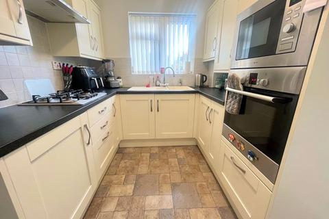 3 bedroom detached house for sale, Brompton Drive, Brierley Hill DY5