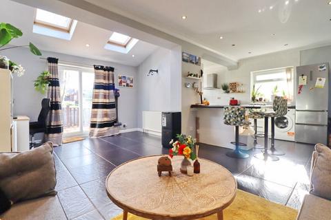 4 Lambton Road, Worsley, Manchester, M28 2ST