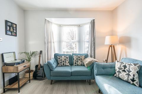 17 River View Road, Southampton, SO18 1NW