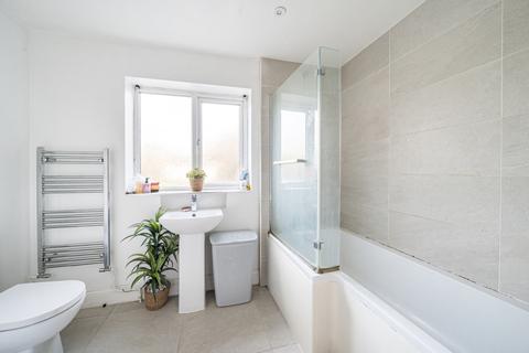 17 River View Road, Southampton, SO18 1NW