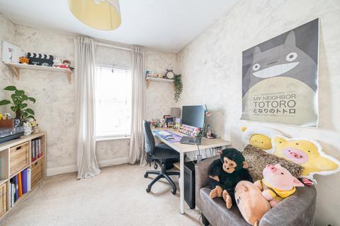 17 River View Road, Southampton, SO18 1NW