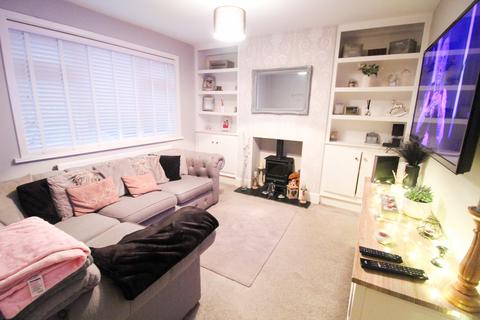 3 bedroom end of terrace house for sale, Greenbank Crescent, Marple