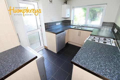 4 bedroom terraced house to rent, Berkeley Road, Southampton