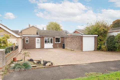 3 bedroom detached bungalow for sale, Kingfisher Court, Lowestoft