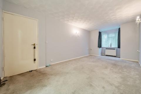 1 bedroom flat for sale, Thornhill Park Road, Hampshire SO18