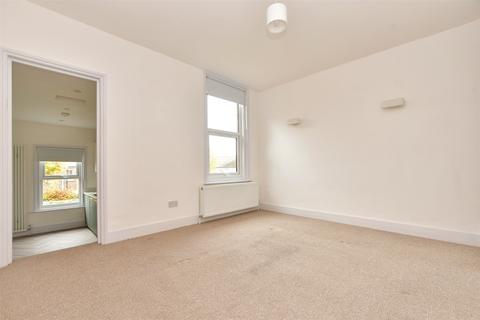 2 bedroom maisonette for sale, Lingfield Road, East Grinstead, West Sussex