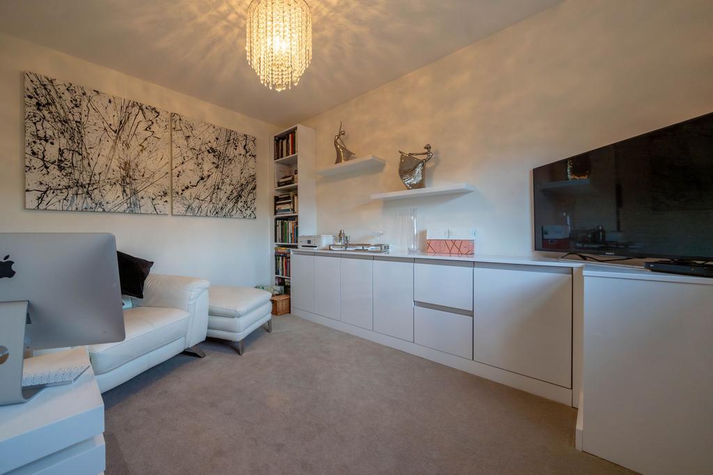 Second sitting room