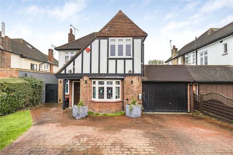 5 bedroom link detached house for sale, Parkway, London, N14