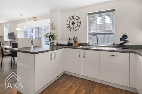 7 Barbon Drive, Mickleover, Derby, DE3 0AW