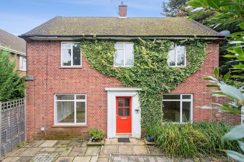 3 bedroom detached house for sale, Home Meadow, Farnham Royal SL2