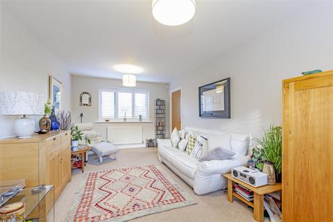 3 Hazel Croft, Sheffield, S17 3EX