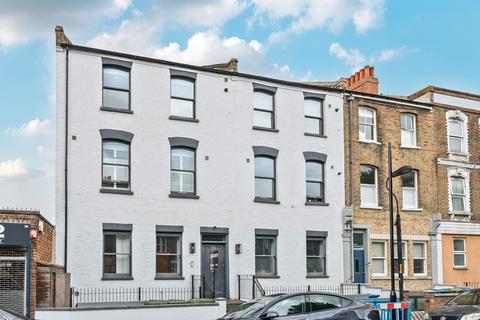 1 bedroom apartment for sale, Upland Road, London