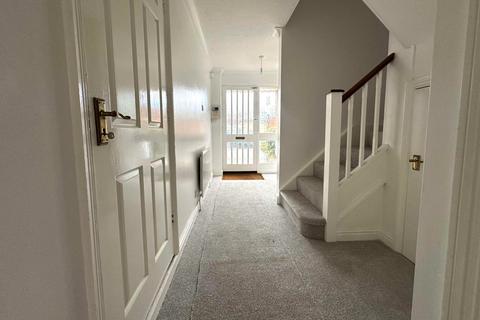 4 bedroom townhouse to rent, Merchants Row, Old Portsmouth Unfurnished