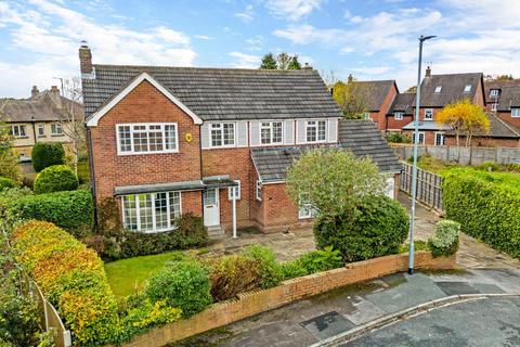 4 bedroom detached house for sale, Grange View Gardens, Leeds