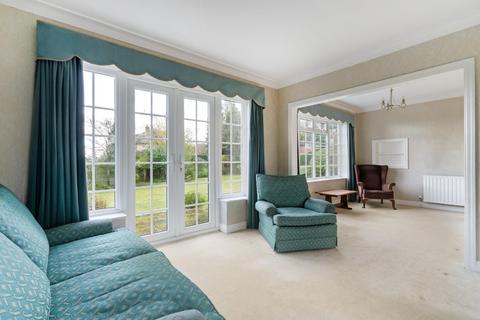 4 bedroom detached house for sale, Grange View Gardens, Leeds