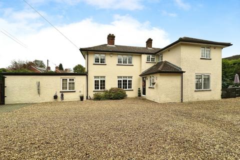 3 bedroom detached house for sale, Woodlands Road, Camberley, Surrey