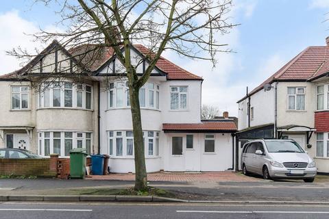 3 bedroom semi-detached house to rent, Headstone Gardens,HA2, Headstone, Harrow, HA2