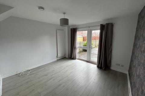 2 bedroom terraced house to rent, Craigsdow Road, Troon KA10