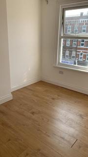 1 bedroom flat to rent, Stoke Newington Road, London